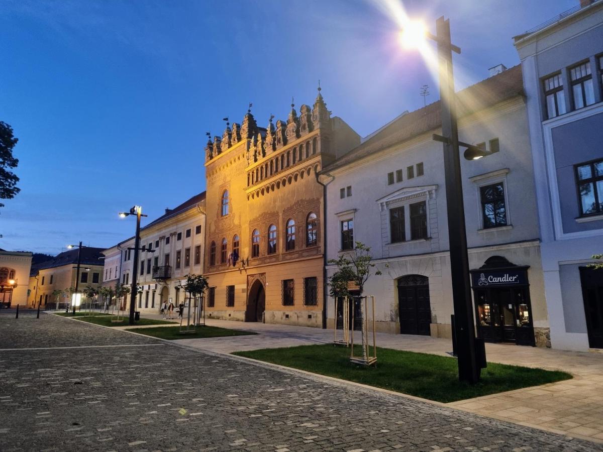 Apartment In A Historical House In The Center Of Levoca Luaran gambar