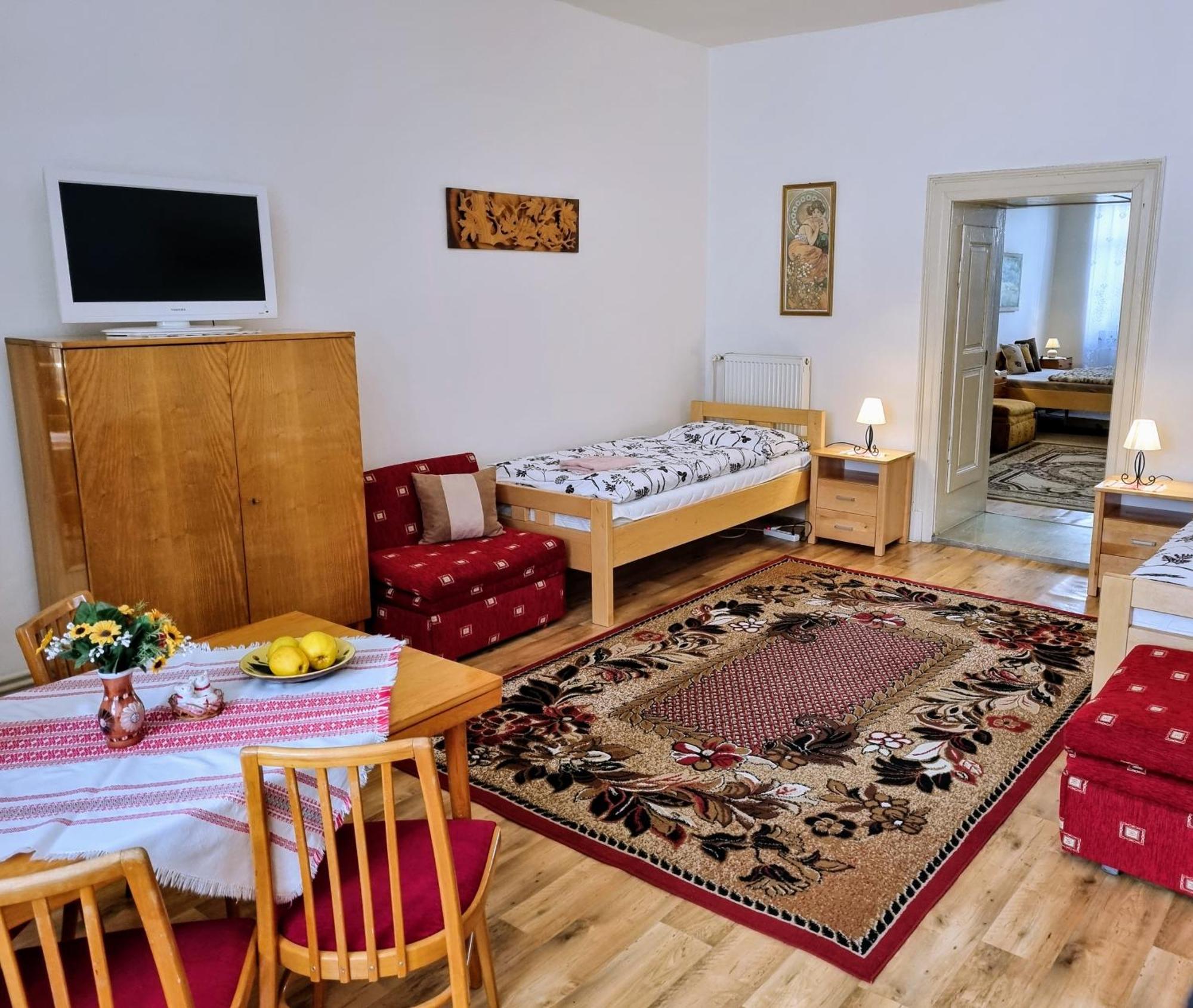 Apartment In A Historical House In The Center Of Levoca Luaran gambar